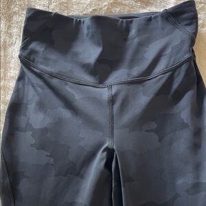 lululemon Run Tight EUC Reflexively